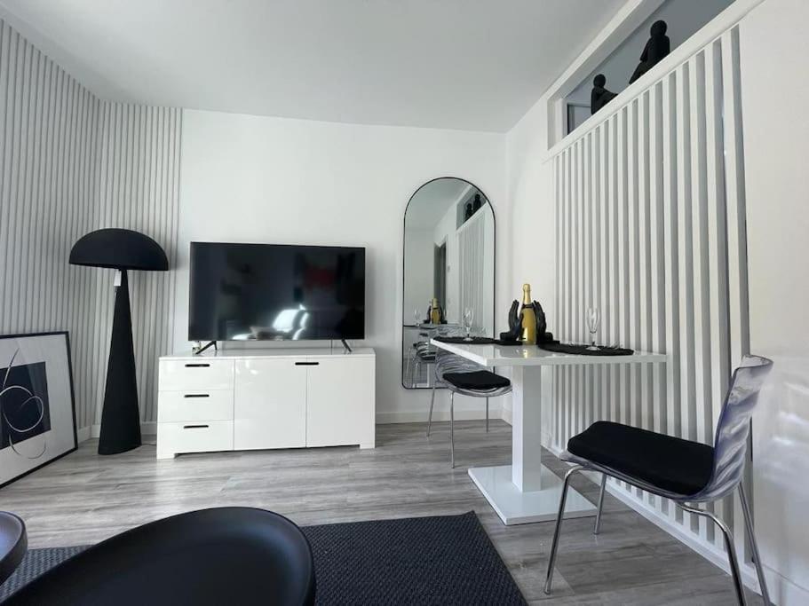 Urban Home By Unique Rooms Burgo Zewnętrze zdjęcie